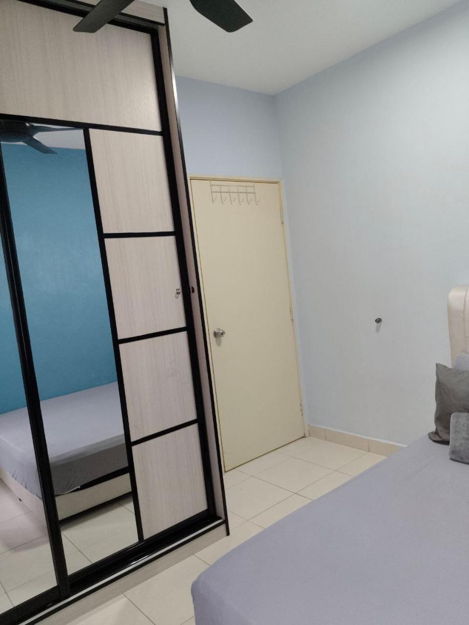 Nena Homestay Setia Alam, Air Conditioned, High Speed Internet Shah Alam Extérieur photo